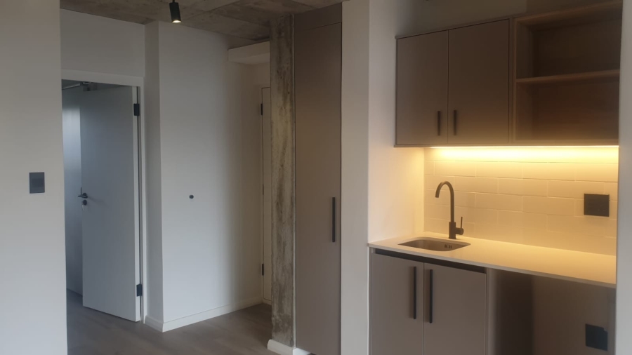 1 Bedroom Property for Sale in Table View Western Cape